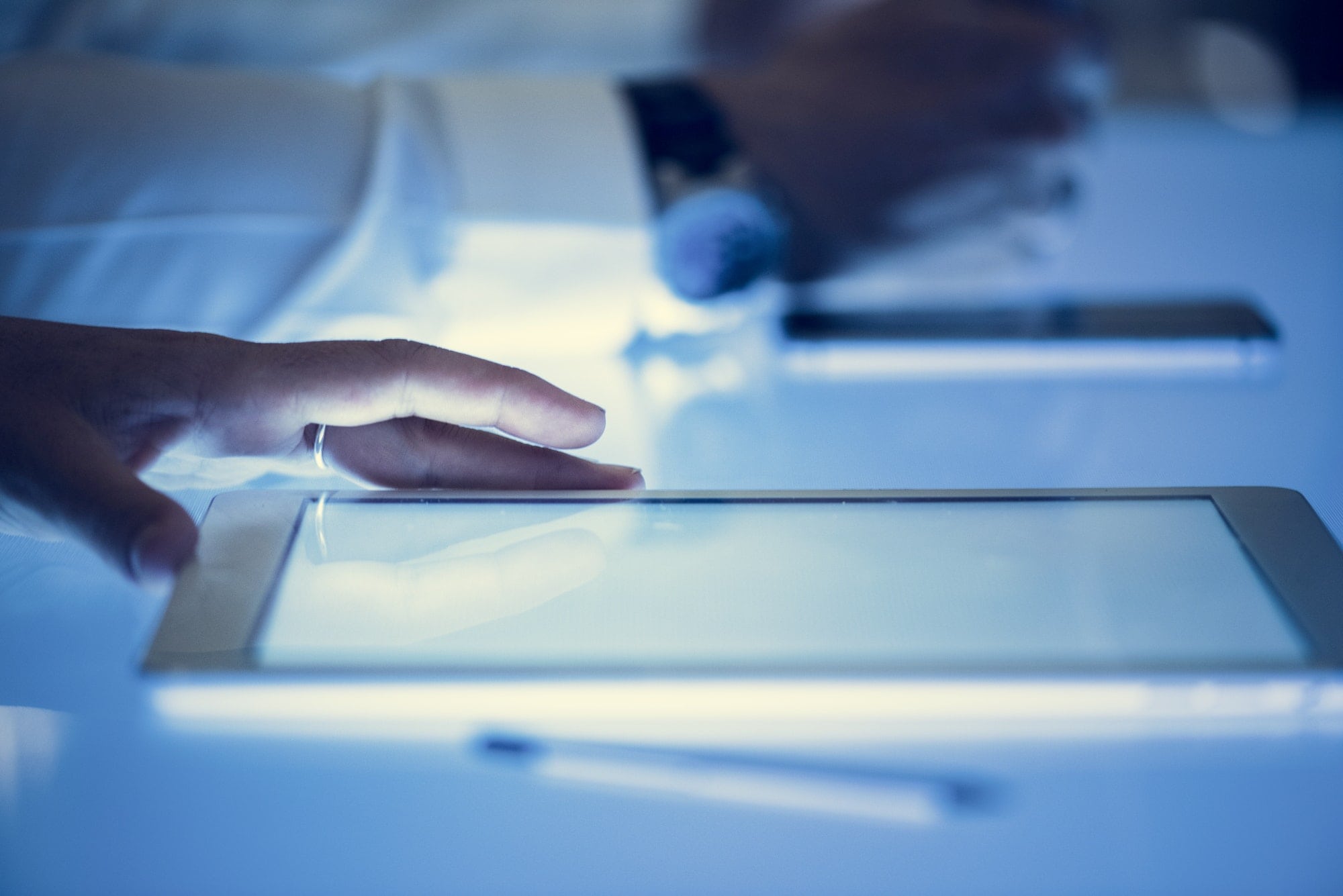 Navigating online message boards