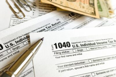 Form 1040 serves to pay federal taxes to the American government.